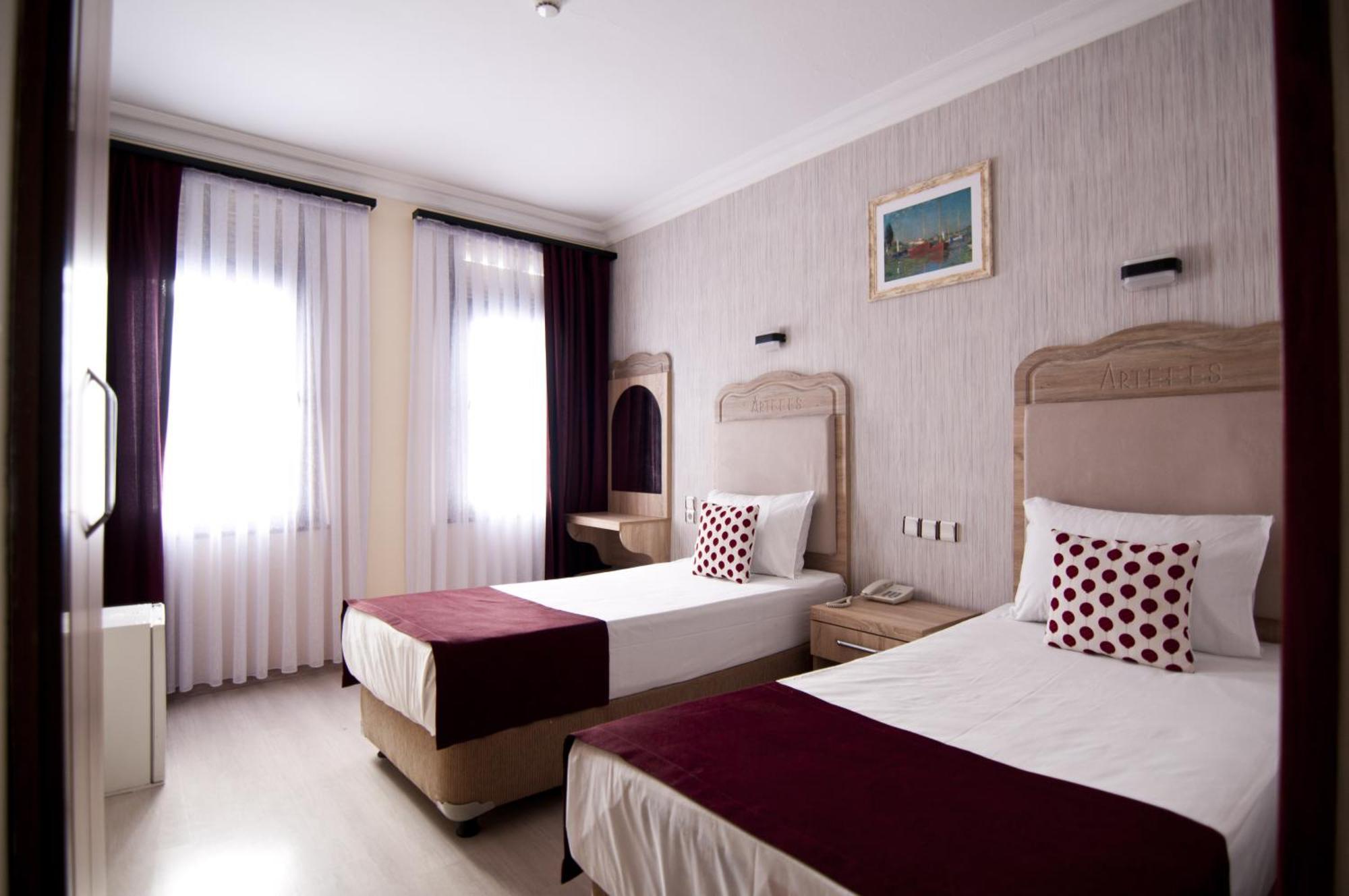 Artefes Hotel Old City — Photos 3